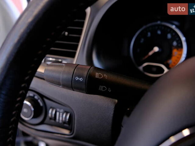 Білий Джип Ренегат, об'ємом двигуна 2.4 л та пробігом 131 тис. км за 13900 $, фото 34 на Automoto.ua