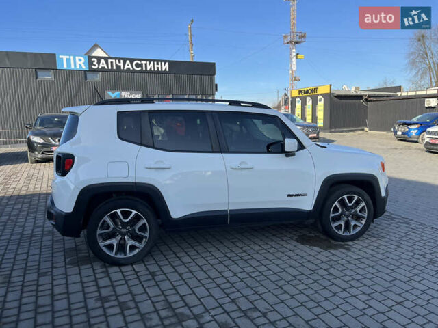 Белый Джип Ренегат, объемом двигателя 2.4 л и пробегом 163 тыс. км за 13800 $, фото 1 на Automoto.ua