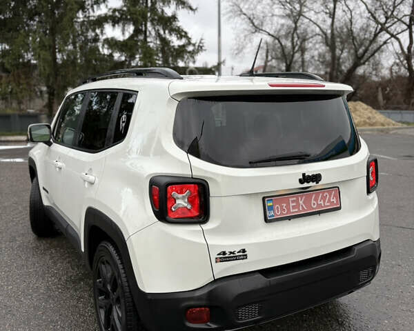 Білий Джип Ренегат, об'ємом двигуна 2.4 л та пробігом 230 тис. км за 12300 $, фото 15 на Automoto.ua