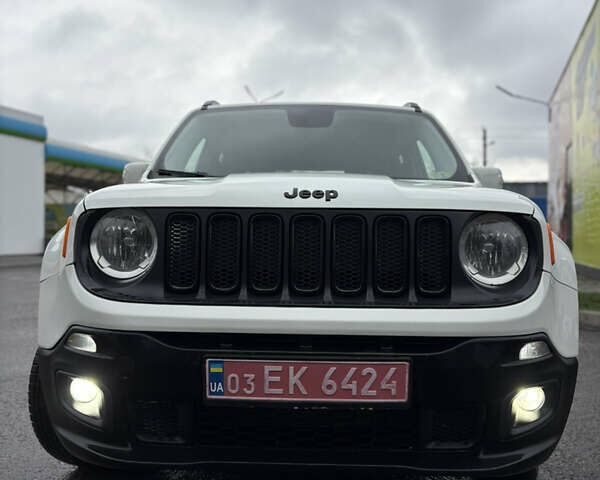 Білий Джип Ренегат, об'ємом двигуна 2.4 л та пробігом 230 тис. км за 12300 $, фото 3 на Automoto.ua