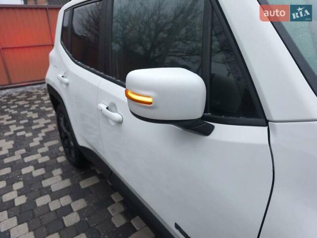 Белый Джип Ренегат, объемом двигателя 2.4 л и пробегом 112 тыс. км за 13200 $, фото 29 на Automoto.ua