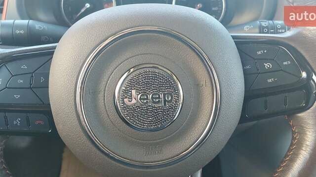 Белый Джип Ренегат, объемом двигателя 2.36 л и пробегом 155 тыс. км за 11500 $, фото 13 на Automoto.ua