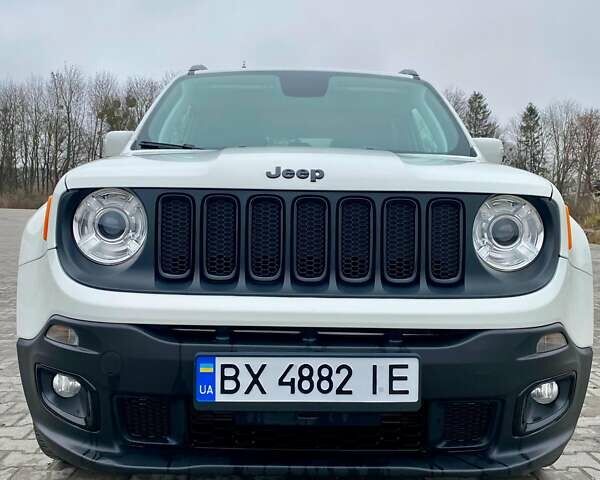 Білий Джип Ренегат, об'ємом двигуна 2.36 л та пробігом 123 тис. км за 15999 $, фото 15 на Automoto.ua