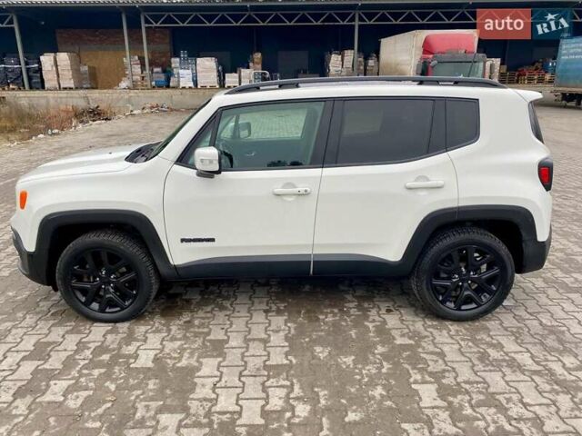 Білий Джип Ренегат, об'ємом двигуна 2.36 л та пробігом 123 тис. км за 15999 $, фото 5 на Automoto.ua