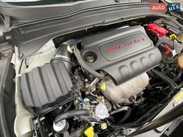 Білий Джип Ренегат, об'ємом двигуна 2.36 л та пробігом 123 тис. км за 15999 $, фото 19 на Automoto.ua