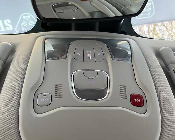 Белый Джип Ренегат, объемом двигателя 2.36 л и пробегом 122 тыс. км за 16200 $, фото 26 на Automoto.ua