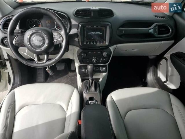 Білий Джип Ренегат, об'ємом двигуна 2.36 л та пробігом 116 тис. км за 8031 $, фото 7 на Automoto.ua