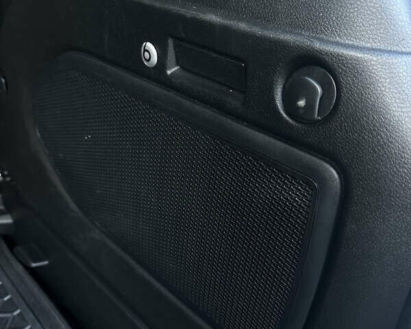 Белый Джип Ренегат, объемом двигателя 2.36 л и пробегом 40 тыс. км за 16000 $, фото 10 на Automoto.ua