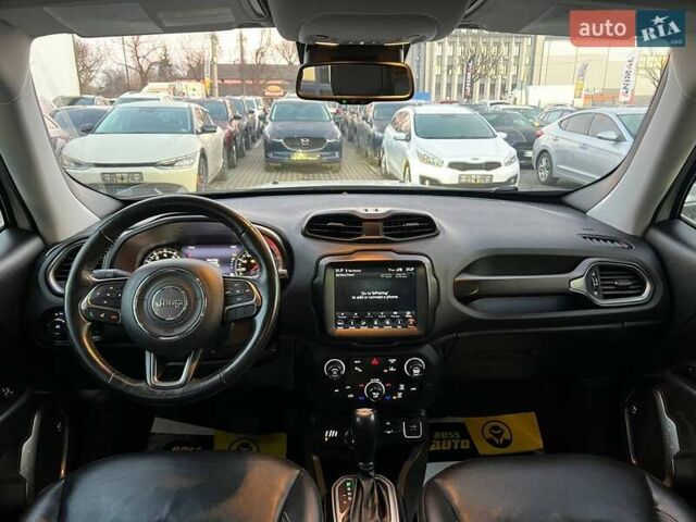 Білий Джип Ренегат, об'ємом двигуна 2.36 л та пробігом 41 тис. км за 16300 $, фото 15 на Automoto.ua