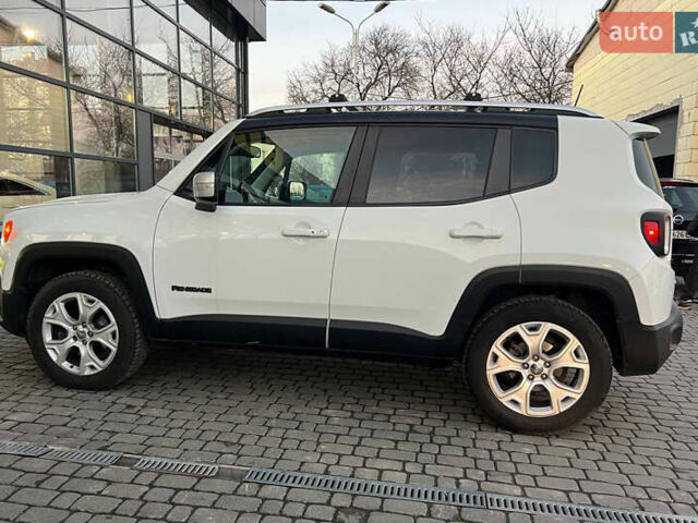 Білий Джип Ренегат, об'ємом двигуна 2.36 л та пробігом 41 тис. км за 16300 $, фото 3 на Automoto.ua