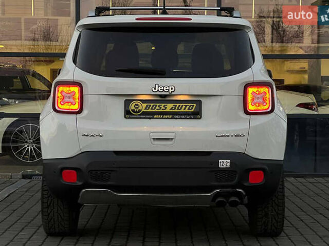 Білий Джип Ренегат, об'ємом двигуна 2.36 л та пробігом 41 тис. км за 16300 $, фото 5 на Automoto.ua