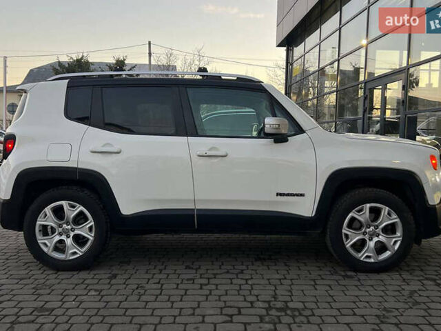 Білий Джип Ренегат, об'ємом двигуна 2.36 л та пробігом 41 тис. км за 16300 $, фото 7 на Automoto.ua