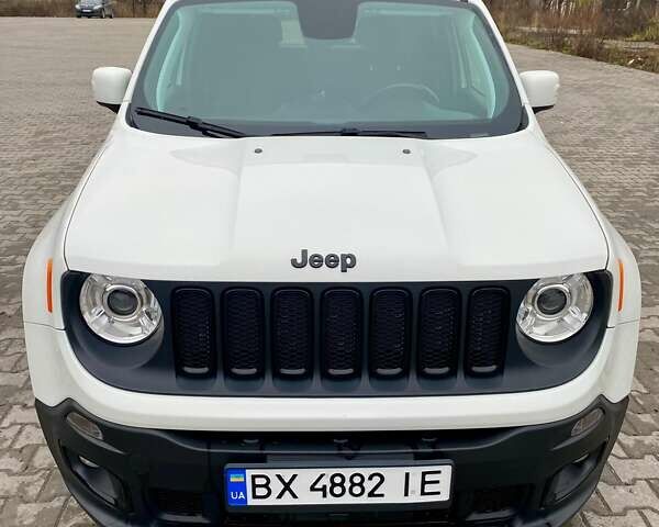 Білий Джип Ренегат, об'ємом двигуна 2.36 л та пробігом 123 тис. км за 15999 $, фото 12 на Automoto.ua