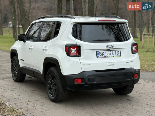 Білий Джип Ренегат, об'ємом двигуна 2.4 л та пробігом 150 тис. км за 11999 $, фото 18 на Automoto.ua