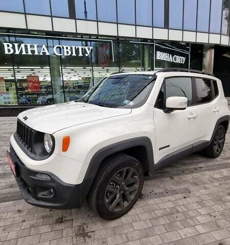 Білий Джип Ренегат, об'ємом двигуна 2.4 л та пробігом 79 тис. км за 14800 $, фото 6 на Automoto.ua