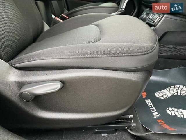 Белый Джип Ренегат, объемом двигателя 2.36 л и пробегом 122 тыс. км за 16200 $, фото 34 на Automoto.ua