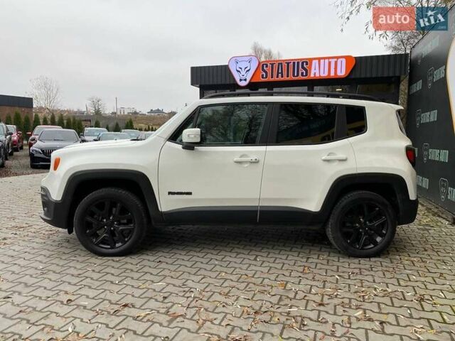 Белый Джип Ренегат, объемом двигателя 2.36 л и пробегом 122 тыс. км за 16200 $, фото 3 на Automoto.ua