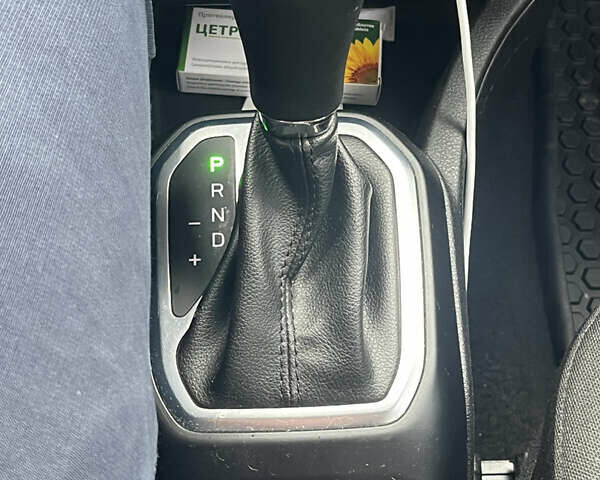 Білий Джип Ренегат, об'ємом двигуна 2.4 л та пробігом 188 тис. км за 13500 $, фото 9 на Automoto.ua