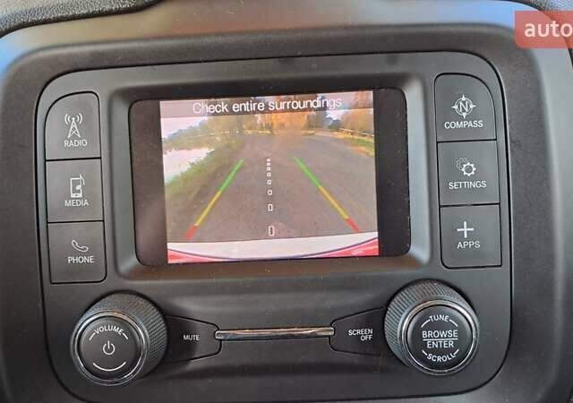 Білий Джип Ренегат, об'ємом двигуна 2.4 л та пробігом 133 тис. км за 12758 $, фото 34 на Automoto.ua