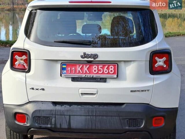 Білий Джип Ренегат, об'ємом двигуна 2.4 л та пробігом 133 тис. км за 12758 $, фото 2 на Automoto.ua