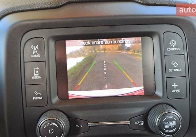 Білий Джип Ренегат, об'ємом двигуна 2.4 л та пробігом 133 тис. км за 12758 $, фото 33 на Automoto.ua