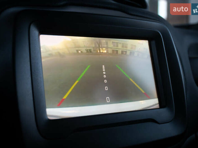 Белый Джип Ренегат, объемом двигателя 0 л и пробегом 95 тыс. км за 15800 $, фото 19 на Automoto.ua