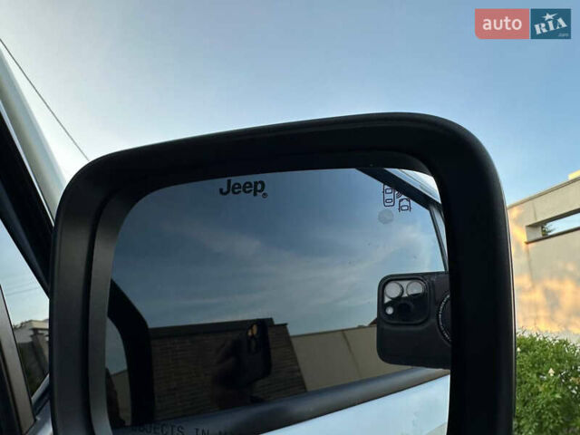 Белый Джип Ренегат, объемом двигателя 2.36 л и пробегом 61 тыс. км за 15400 $, фото 50 на Automoto.ua