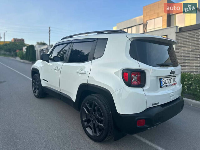 Белый Джип Ренегат, объемом двигателя 2.36 л и пробегом 61 тыс. км за 15400 $, фото 7 на Automoto.ua