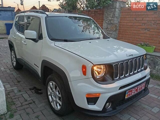 Белый Джип Ренегат, объемом двигателя 2.4 л и пробегом 40 тыс. км за 14299 $, фото 30 на Automoto.ua