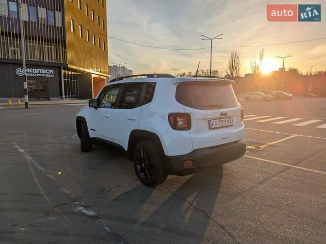 Белый Джип Ренегат, объемом двигателя 2.4 л и пробегом 48 тыс. км за 16200 $, фото 11 на Automoto.ua