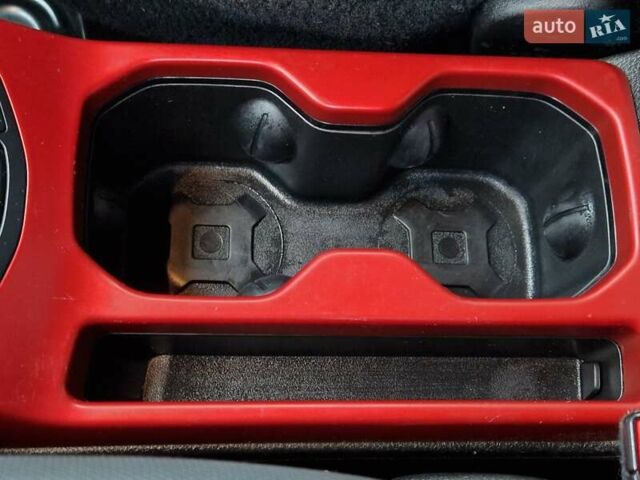 Джип Ренегат 2020 в Сумах на Automoto.ua Белый Джип Ренегат, объемом двигателя 1.33 л и пробегом 138 тыс. км за 16500 $, фото 29 на Automoto.ua