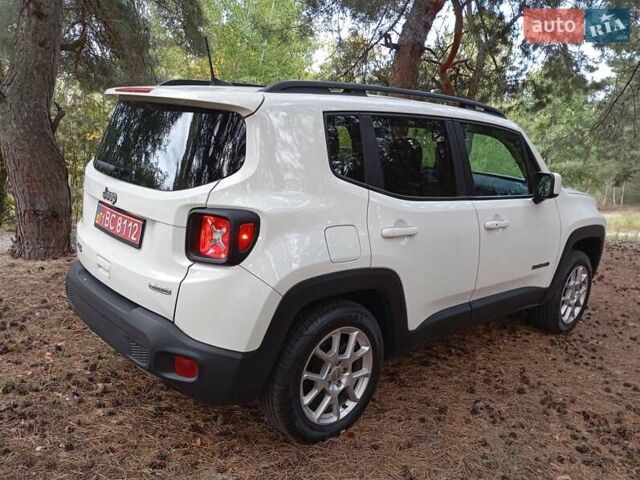 Белый Джип Ренегат, объемом двигателя 2.4 л и пробегом 40 тыс. км за 14299 $, фото 11 на Automoto.ua