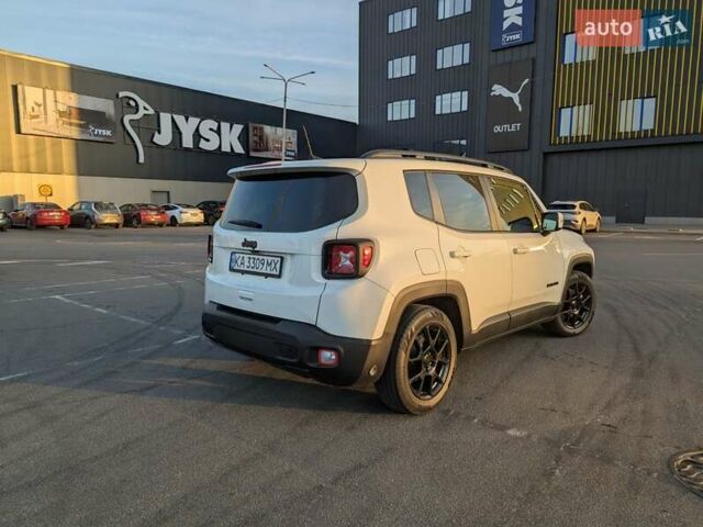 Белый Джип Ренегат, объемом двигателя 2.4 л и пробегом 48 тыс. км за 16200 $, фото 8 на Automoto.ua