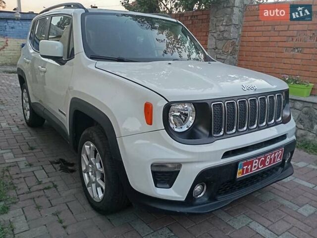 Білий Джип Ренегат, об'ємом двигуна 2.4 л та пробігом 40 тис. км за 15300 $, фото 14 на Automoto.ua
