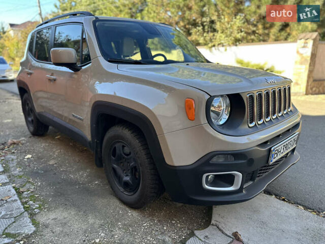 Бежевий Джип Ренегат, об'ємом двигуна 2.4 л та пробігом 83 тис. км за 12450 $, фото 4 на Automoto.ua