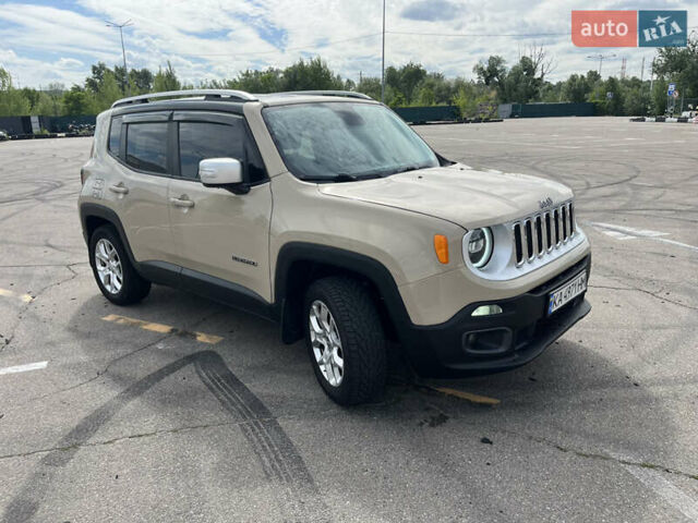 Бежевый Джип Ренегат, объемом двигателя 2.36 л и пробегом 181 тыс. км за 10999 $, фото 4 на Automoto.ua