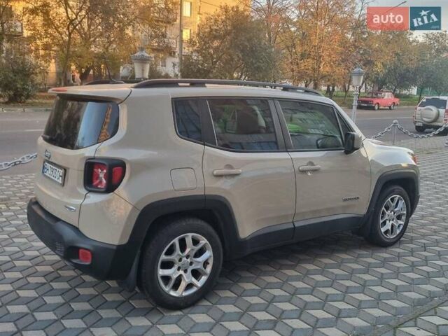 Джип Ренегат 2015 в Одессе на Automoto.ua Бежевый Джип Ренегат, объемом двигателя 2.36 л и пробегом 83 тыс. км за 11799 $, фото 8 на Automoto.ua