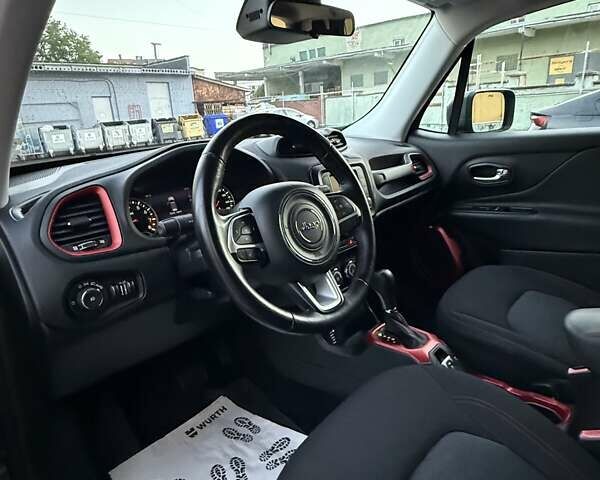 Черный Джип Ренегат, объемом двигателя 2.36 л и пробегом 172 тыс. км за 13331 $, фото 15 на Automoto.ua