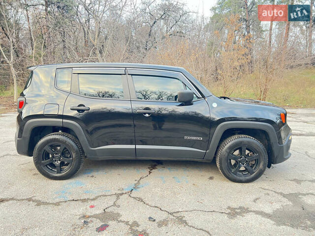 Чорний Джип Ренегат, об'ємом двигуна 2.36 л та пробігом 137 тис. км за 11000 $, фото 3 на Automoto.ua