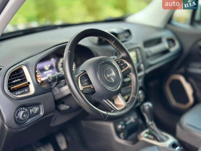 Джип Ренегат 2015 у Києві на Automoto.ua Чорний Джип Ренегат, об'ємом двигуна 2.4 л та пробігом 96 тис. км за 12600 $, фото 22 на Automoto.ua