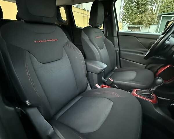 Черный Джип Ренегат, объемом двигателя 2.36 л и пробегом 172 тыс. км за 13331 $, фото 24 на Automoto.ua