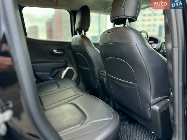 Джип Ренегат 2015 у Києві на Automoto.ua Чорний Джип Ренегат, об'ємом двигуна 2.4 л та пробігом 96 тис. км за 12600 $, фото 18 на Automoto.ua