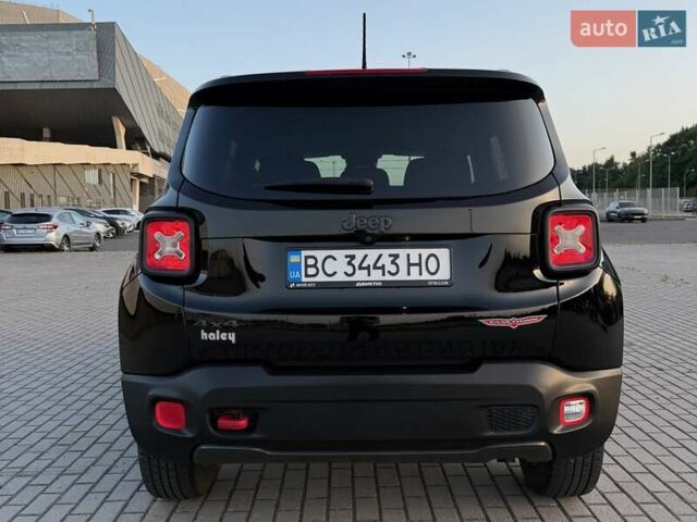 Черный Джип Ренегат, объемом двигателя 2.36 л и пробегом 172 тыс. км за 13331 $, фото 5 на Automoto.ua