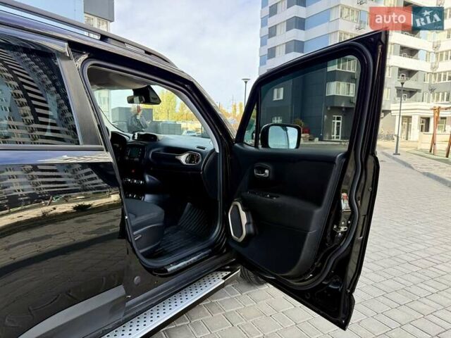 Джип Ренегат 2015 в Одессе на Automoto.ua Черный Джип Ренегат, объемом двигателя 2.36 л и пробегом 160 тыс. км за 11800 $, фото 40 на Automoto.ua