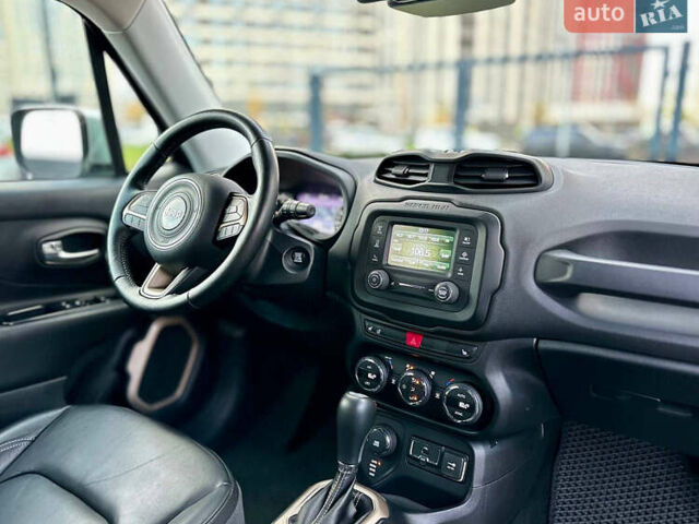 Джип Ренегат 2015 у Києві на Automoto.ua Чорний Джип Ренегат, об'ємом двигуна 2.4 л та пробігом 96 тис. км за 12600 $, фото 37 на Automoto.ua