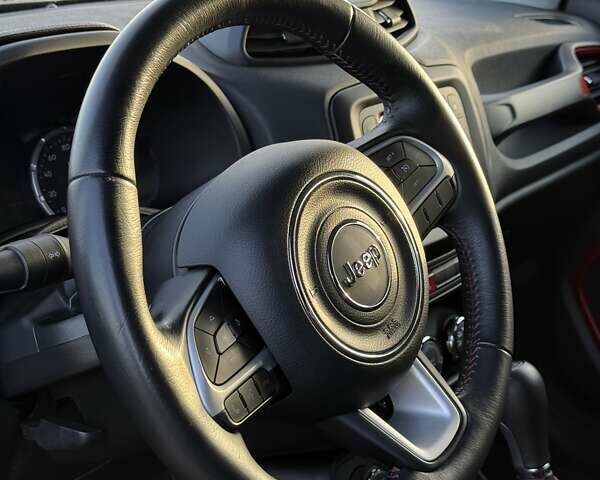 Черный Джип Ренегат, объемом двигателя 2.36 л и пробегом 172 тыс. км за 13331 $, фото 16 на Automoto.ua