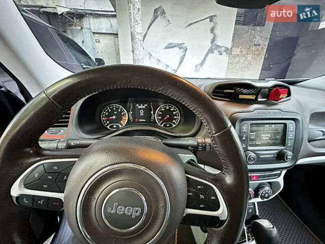 Черный Джип Ренегат, объемом двигателя 2.36 л и пробегом 172 тыс. км за 12000 $, фото 2 на Automoto.ua