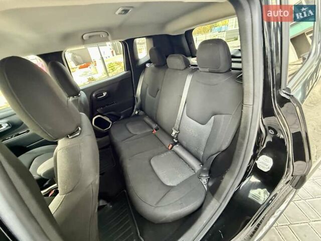 Джип Ренегат 2015 в Одессе на Automoto.ua Черный Джип Ренегат, объемом двигателя 2.36 л и пробегом 160 тыс. км за 11800 $, фото 63 на Automoto.ua