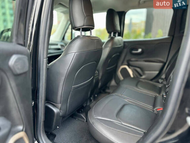 Джип Ренегат 2015 у Києві на Automoto.ua Чорний Джип Ренегат, об'ємом двигуна 2.4 л та пробігом 96 тис. км за 12600 $, фото 20 на Automoto.ua