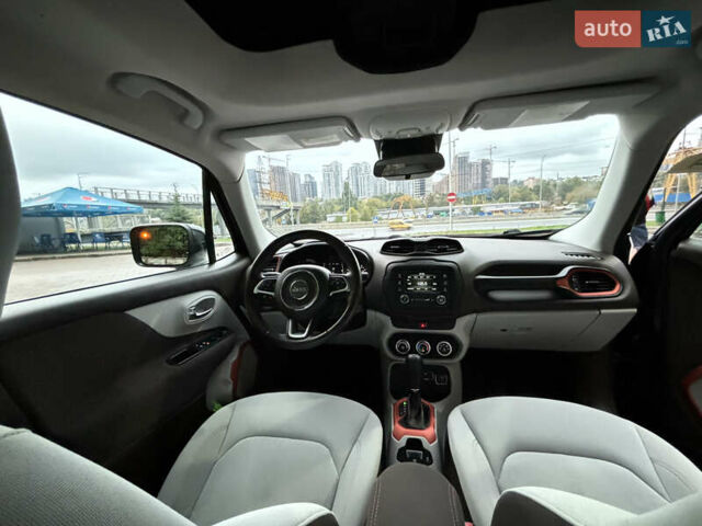 Черный Джип Ренегат, объемом двигателя 2.36 л и пробегом 136 тыс. км за 11499 $, фото 9 на Automoto.ua